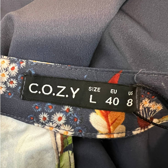 New COZY Halter Dress in Blue with Multicolored Floral Trim Size 8 - Picture 5 of 8